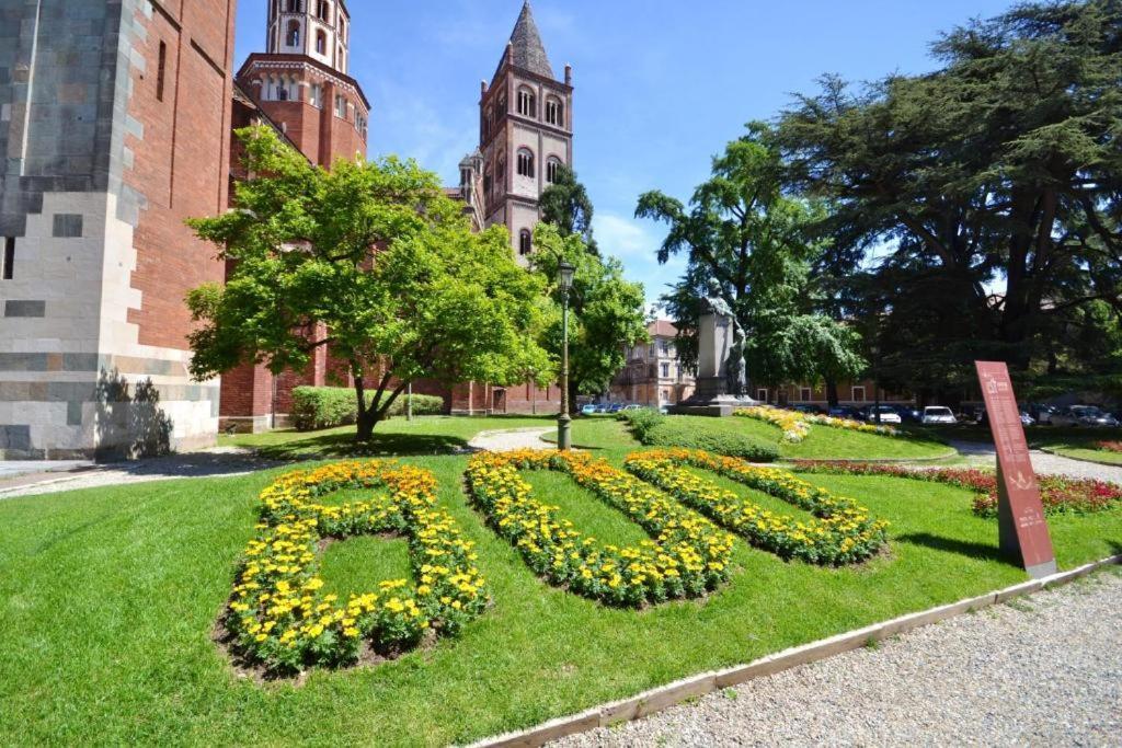 Appartamento Conte Verde Vercelli Dış mekan fotoğraf